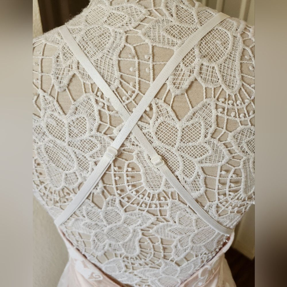 Boho Fairy Whimsical Tulle Flowy Floral Lace Bridal Gown Approximate Size Large - Picture 8 of 15